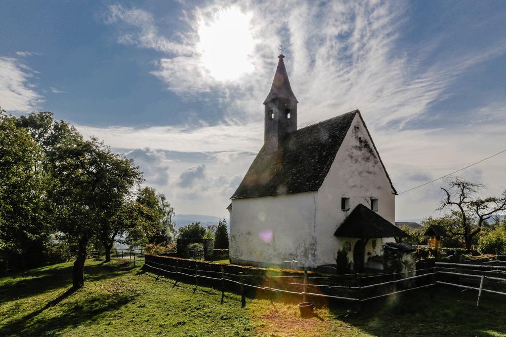Trippelgut - Schlafgut Hotel Feldkirchen In Kaernten Bagian luar foto